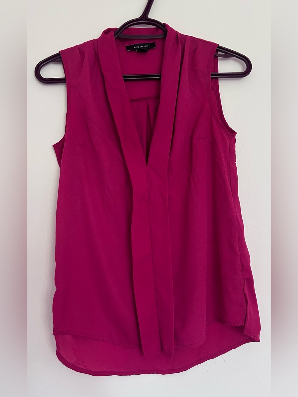 Atmosphere fluid fuchsia tank top - Cross V-neck